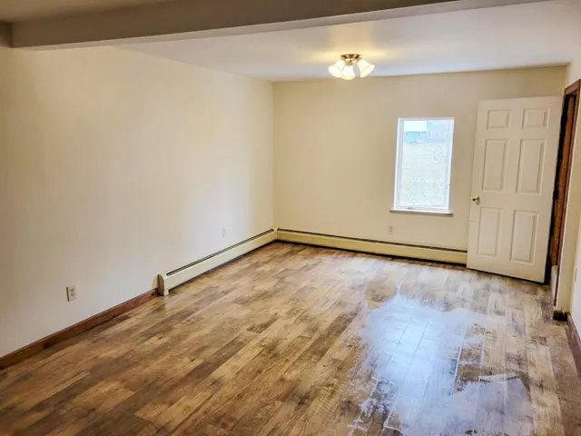 $1,576,000 | 14-16 Summarsell Drive, Hartland, VT 05048