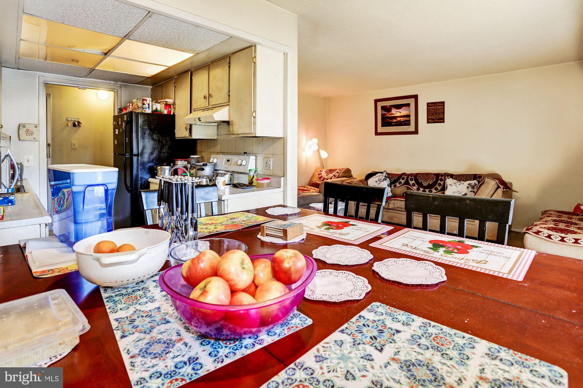 2210 Castle Rock Square, Unit 11C Reston, VA 20191 - Photo 3 of 27 Gallery Image 3
