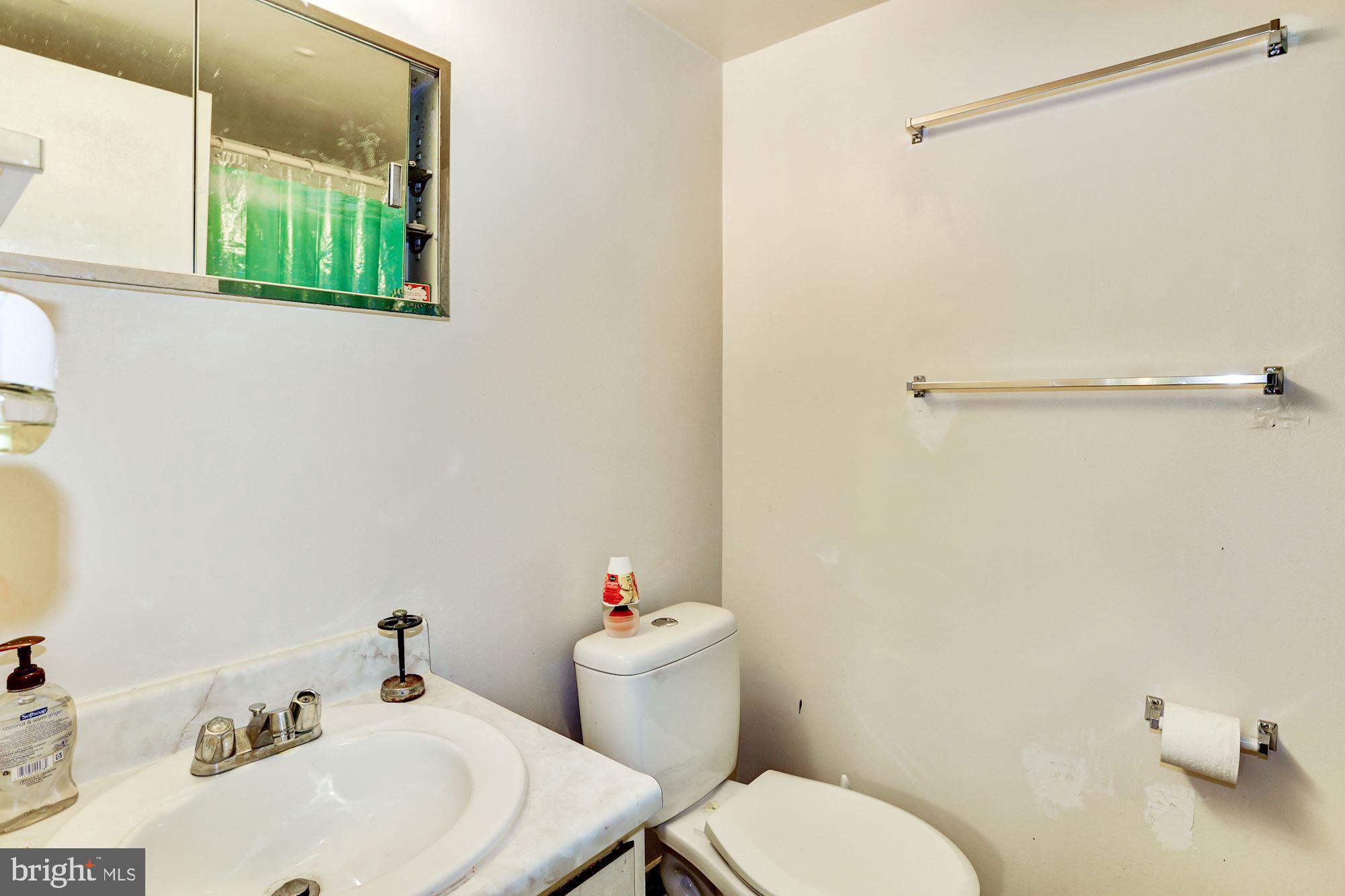 2210 Castle Rock Square, Unit 11C Reston, VA 20191 - Photo 23 of 27 Gallery Image 23