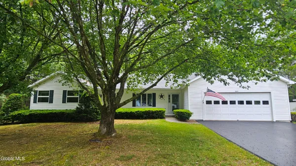 $389,000 | 12 Lancestire Drive, Queensbury, NY 12804