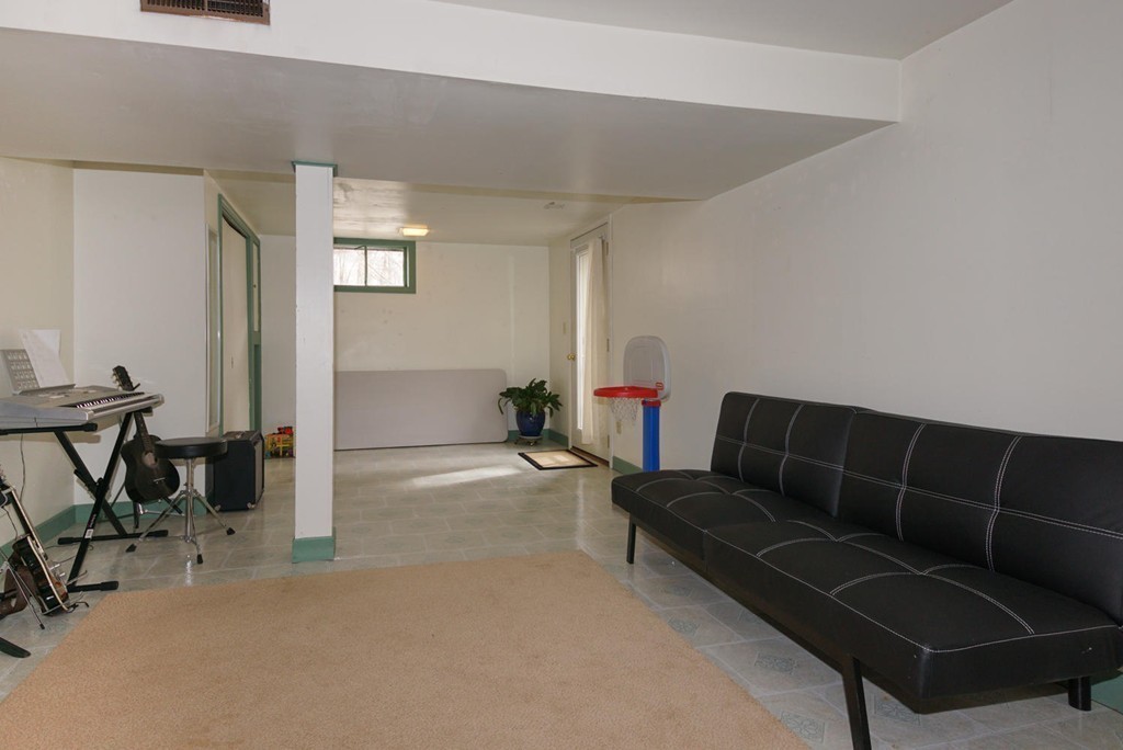 22 Flagg Road Southborough, MA 01772 - Photo 26 of 29 Gallery Image 26