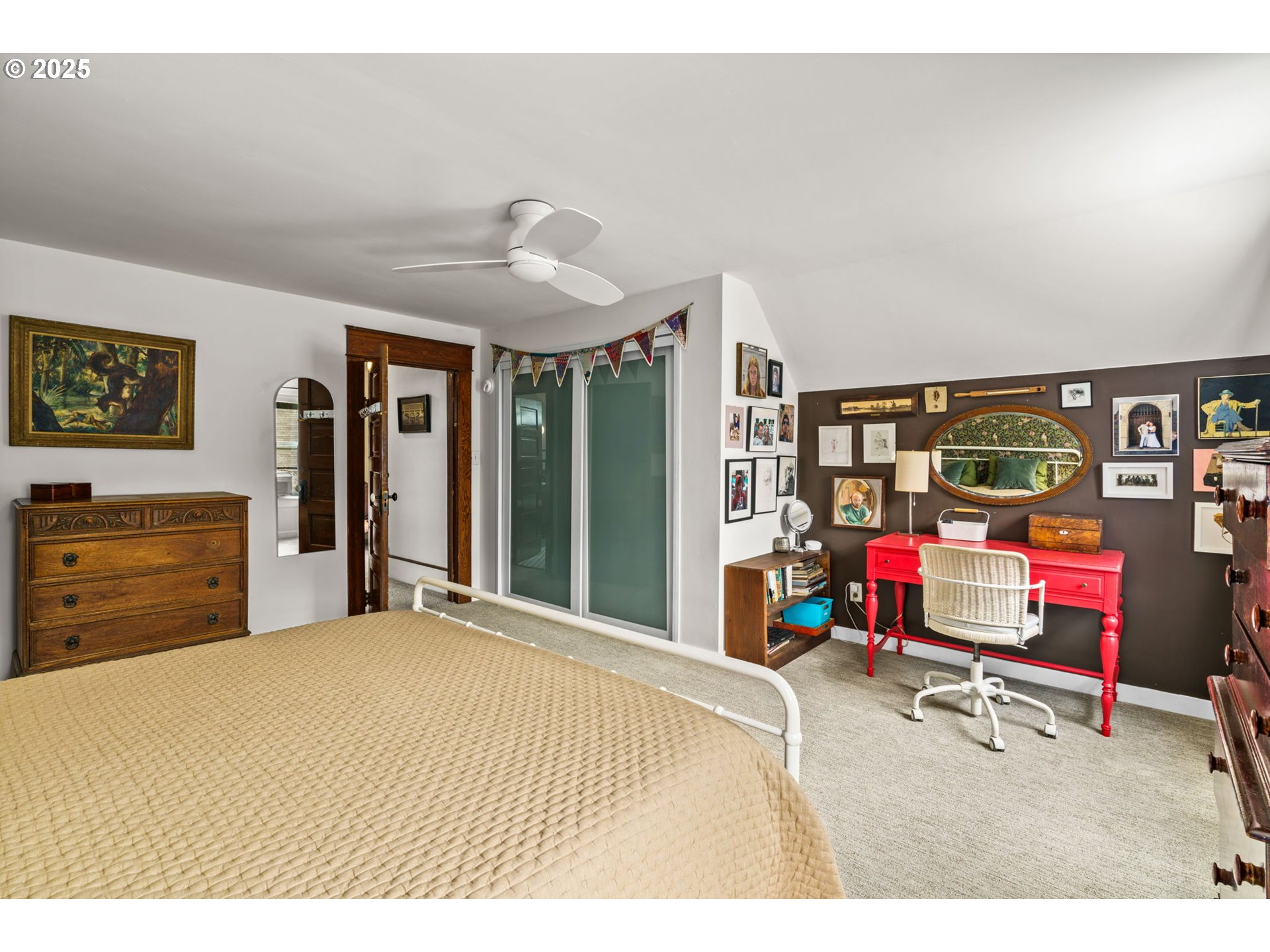 409 North 8th Street Cottage Grove, OR 97424 - Photo 28 of 48 a room with storage and utility