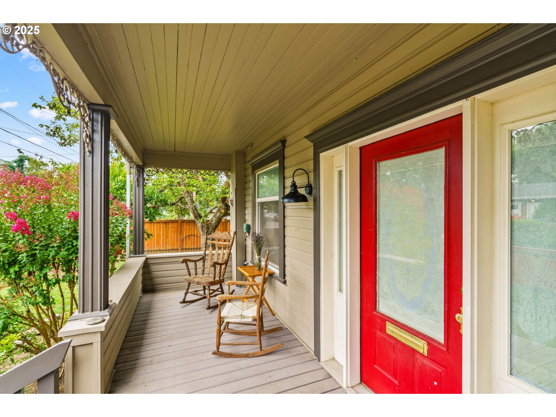 409 North 8th Street Cottage Grove, OR 97424 - Photo 5 of 48