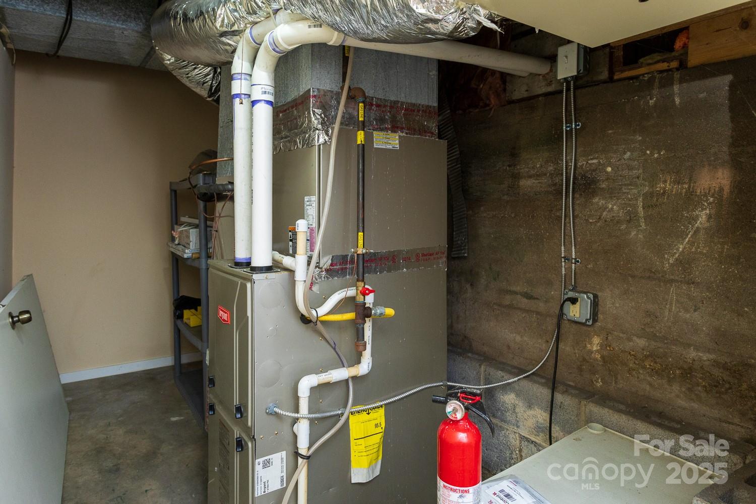 87 Pershing Road Asheville, NC 28805 - Photo 45 of 48 a bathroom with a shower