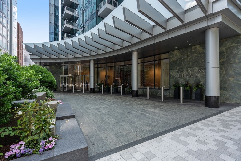 22 Liberty Drive, Unit 2F Boston, MA 02210 - Photo 20 of 28 a view of a porch with chairs and a yard