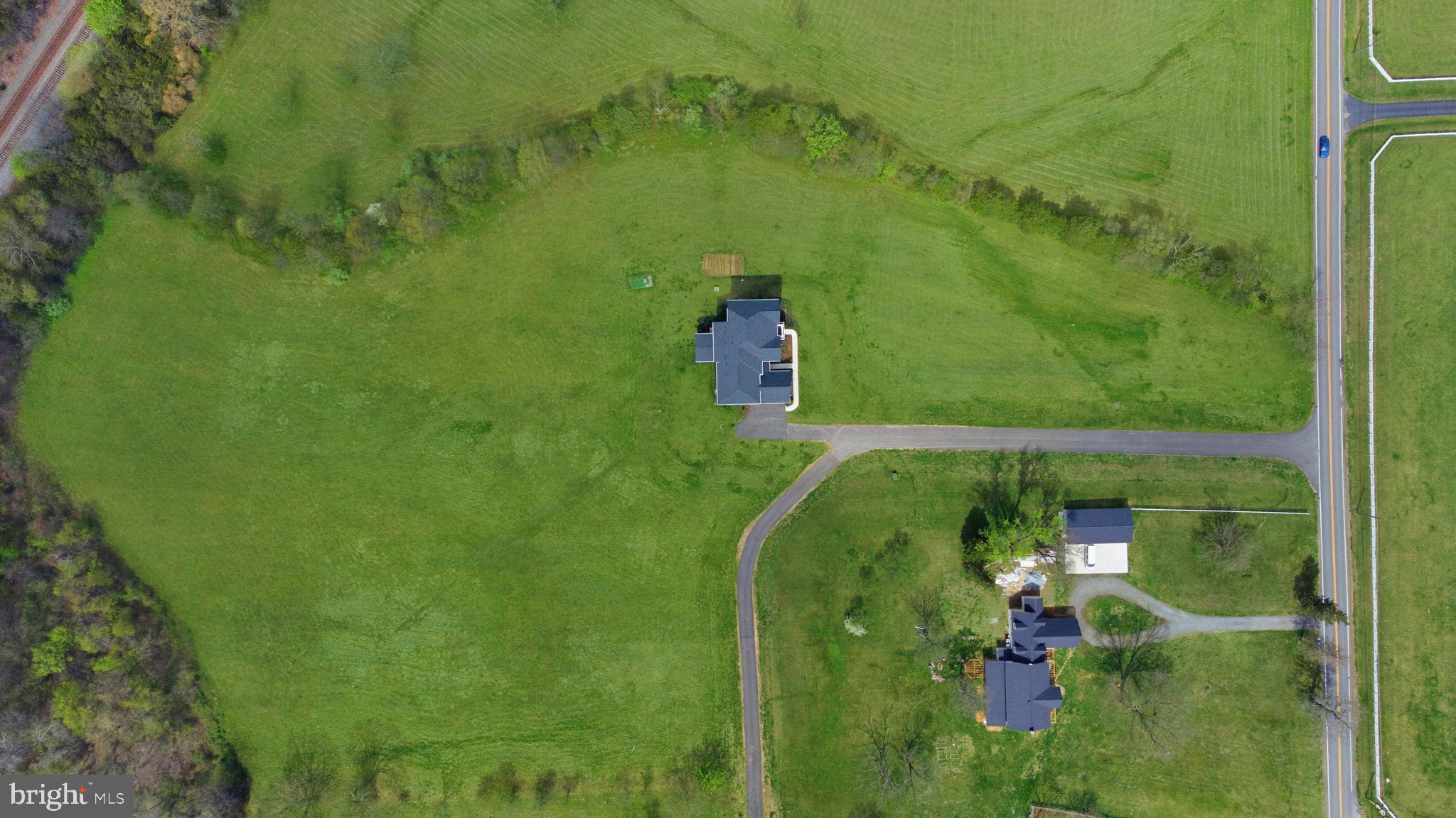 11502 Aden Road Nokesville, VA 20181 - Photo 7 of 106 a bird view of a garden