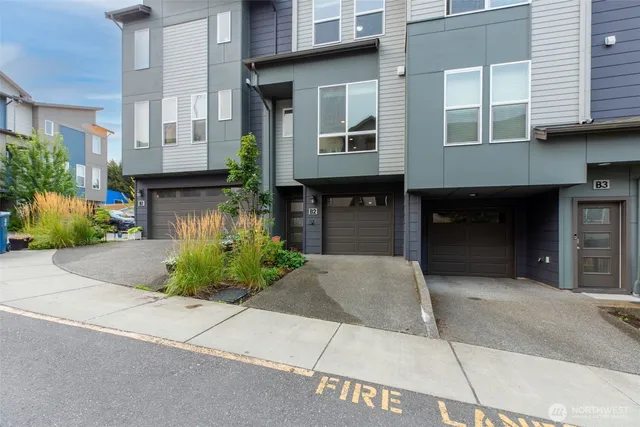 $535,000 | 15113 40th Avenue West, Unit B2, Lynnwood, WA 98087