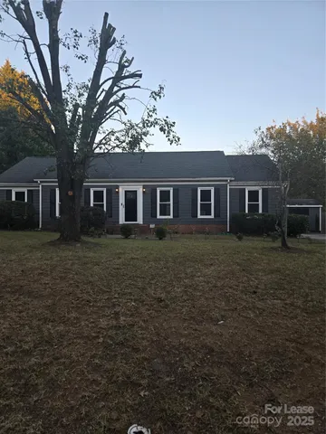 $2,200 | 10423 Queensmead Circle, Charlotte, NC 28273