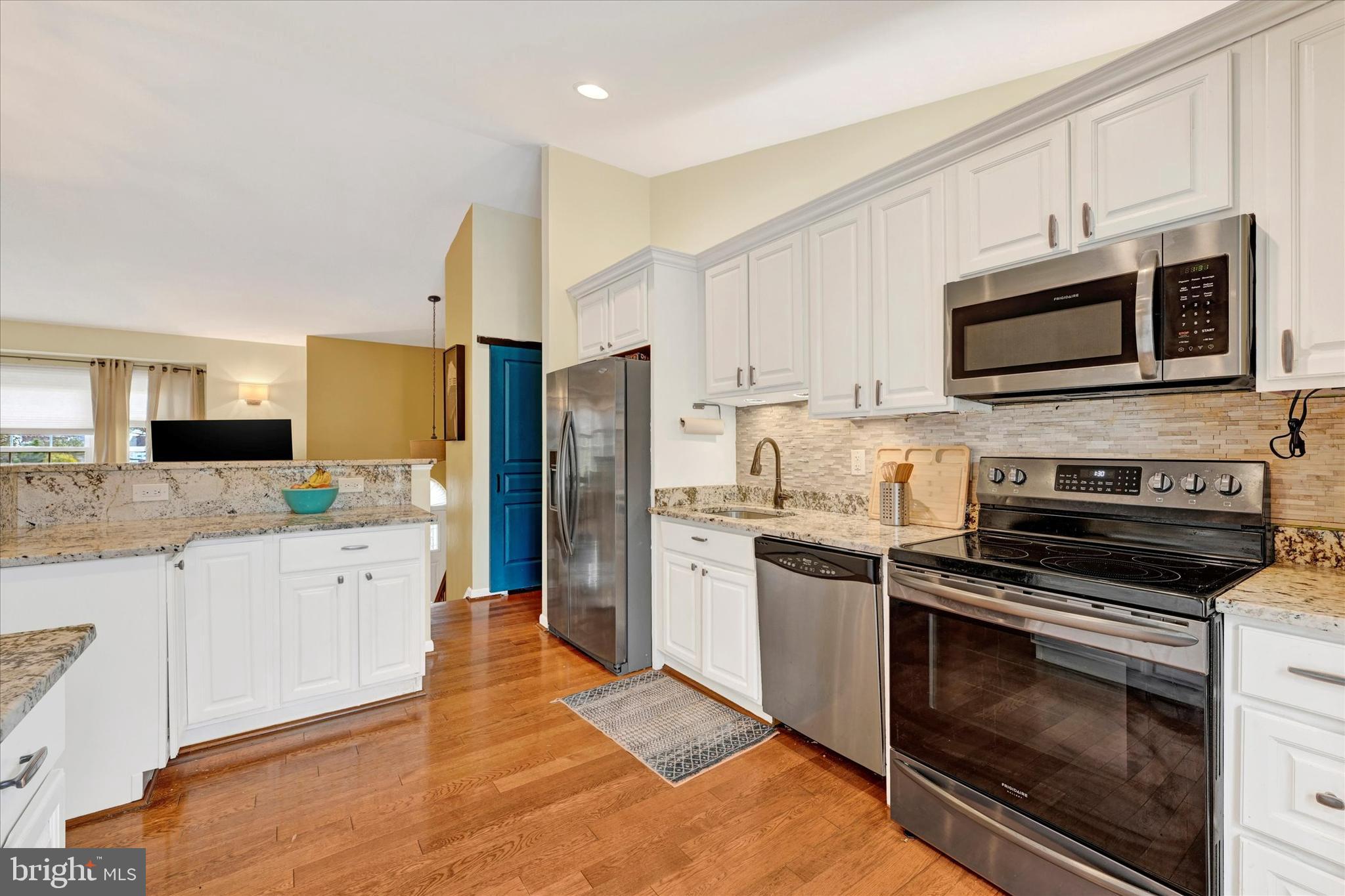 6648 Hunter Road Elkridge, MD 21075 - Photo 11 of 38 Kitchen