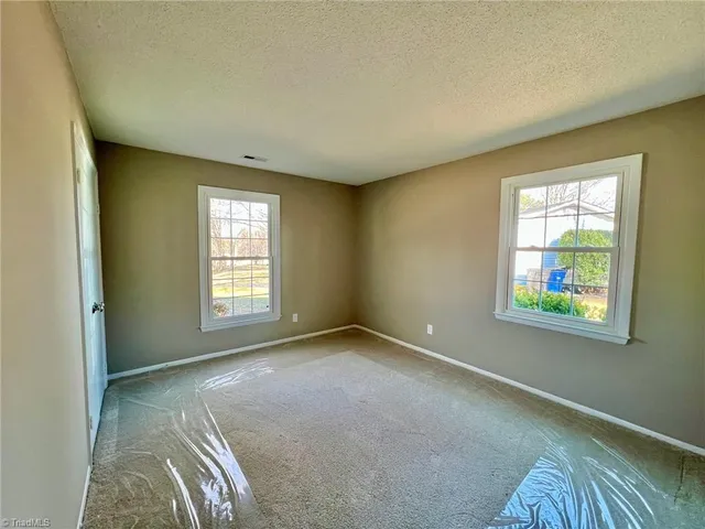 $299,900 | 1783 Ryefield Court, Kernersville, NC 27284