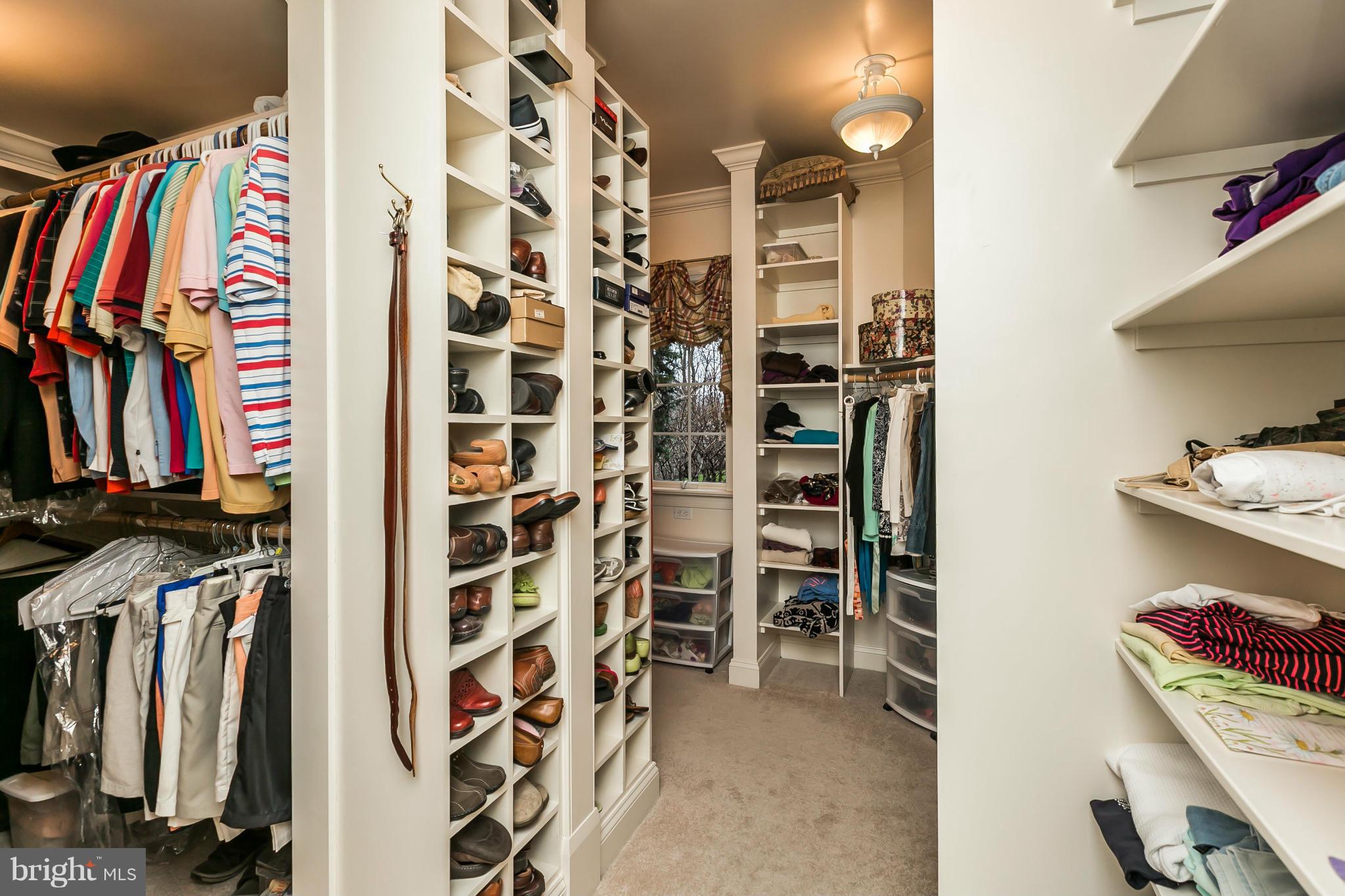 109 Graystone Farm Road Parkton, MD 21120 - Photo 16 of 30 Walk-in Master Bedroom Closet adjoining laundry!