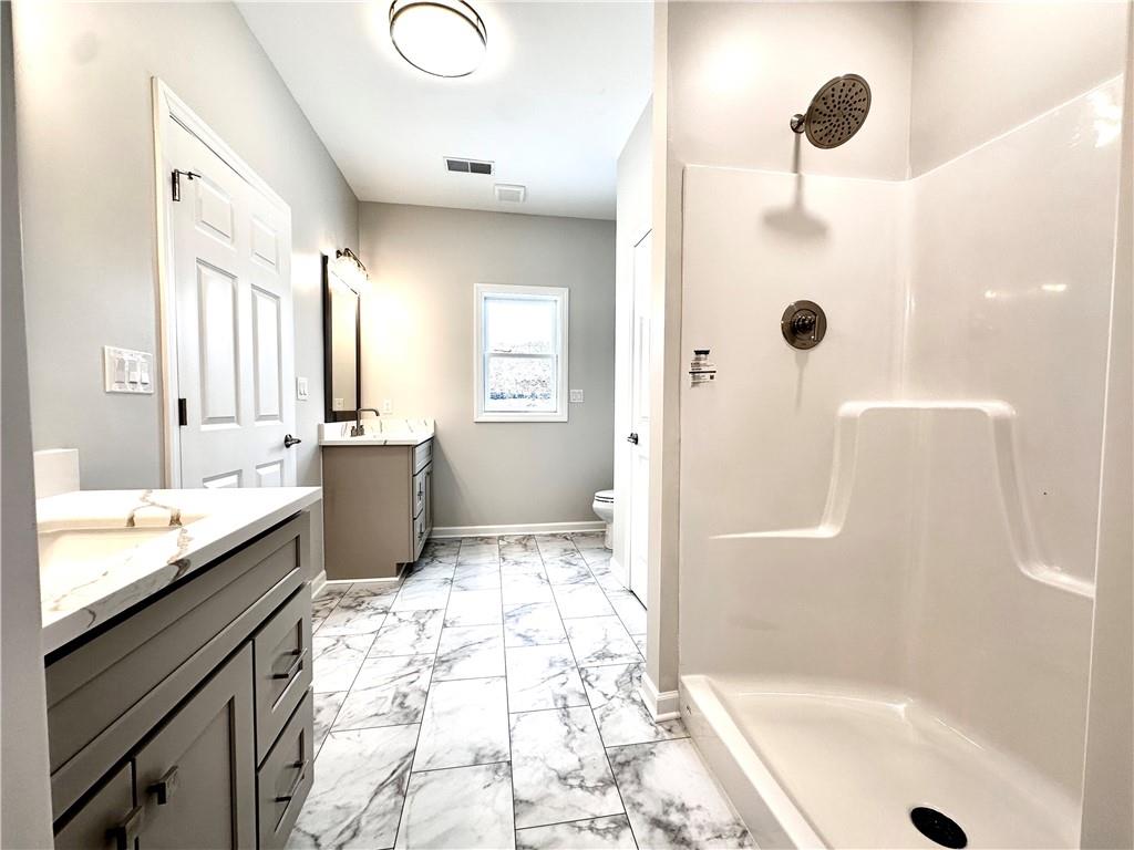 211 Ruby Drive Uniontown, PA 15401 - Photo 27 of 37 Master Bath