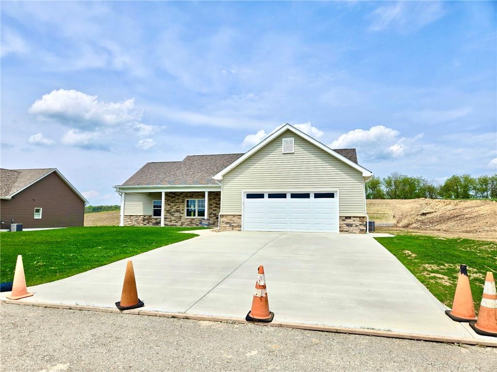 211 Ruby Drive Uniontown, PA 15401 - Photo 3 of 37