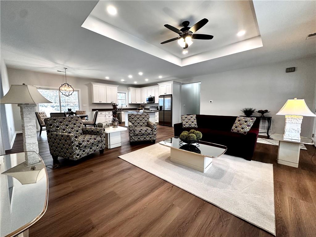 211 Ruby Drive Uniontown, PA 15401 - Photo 9 of 37