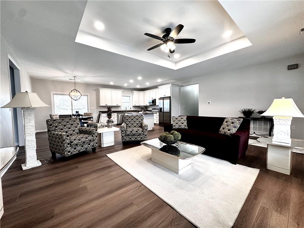 211 Ruby Drive Uniontown, PA 15401 - Photo 10 of 37