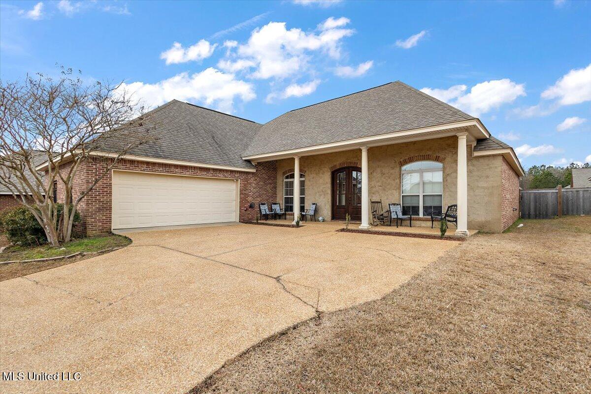 231 Copper Ridge Way Florence, MS 39073 - Photo 2 of 30 03-HTP23954