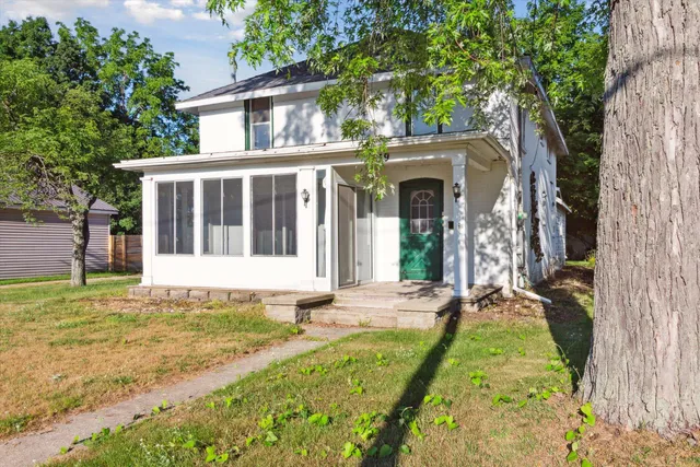 $165,000 | 339 North Oak Street, Evart, MI 49631