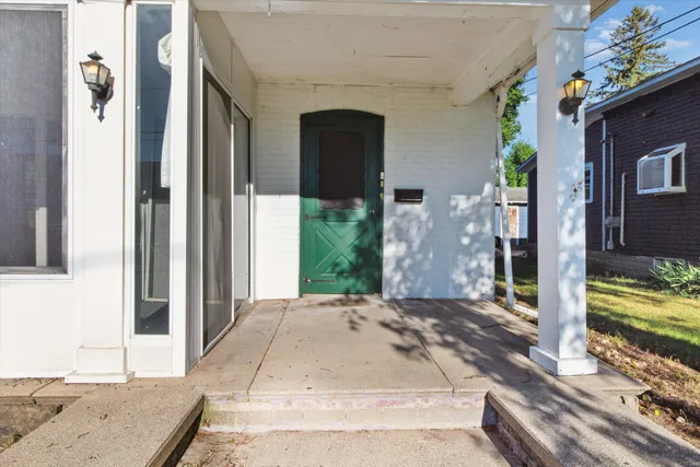 $165,000 | 339 North Oak Street, Evart, MI 49631