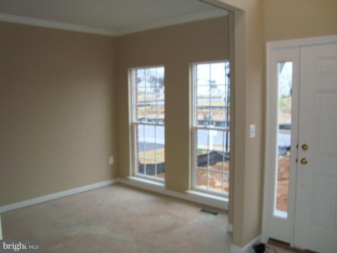 2809 Ridgetop Court Winchester, VA 22601 - Photo 5 of 20 Living Room