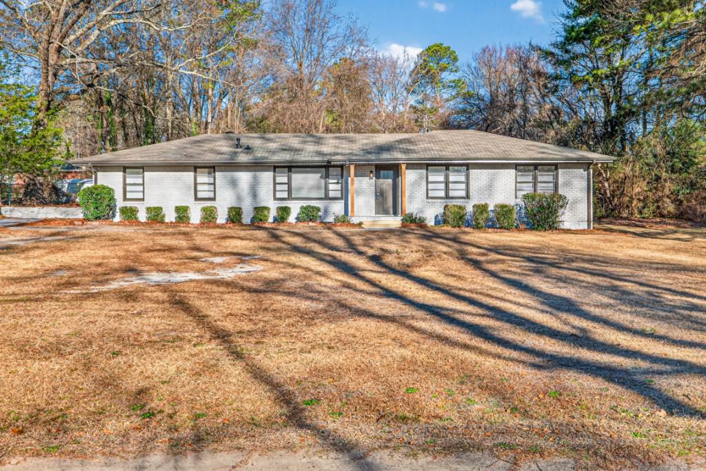 2569 Poplar Street Snellville, GA 30078 - Photo 2 of 28