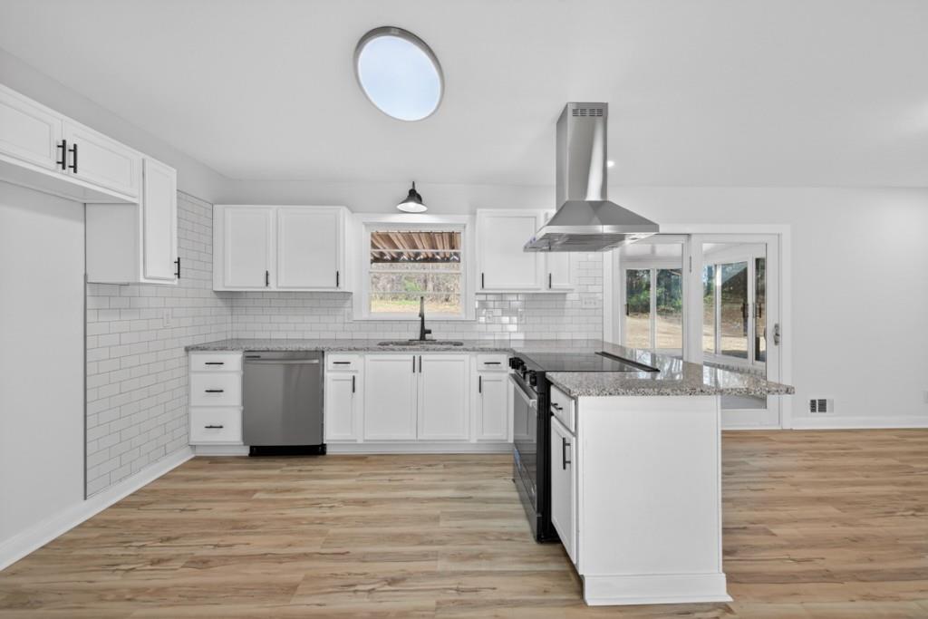 2569 Poplar Street Snellville, GA 30078 - Photo 7 of 28