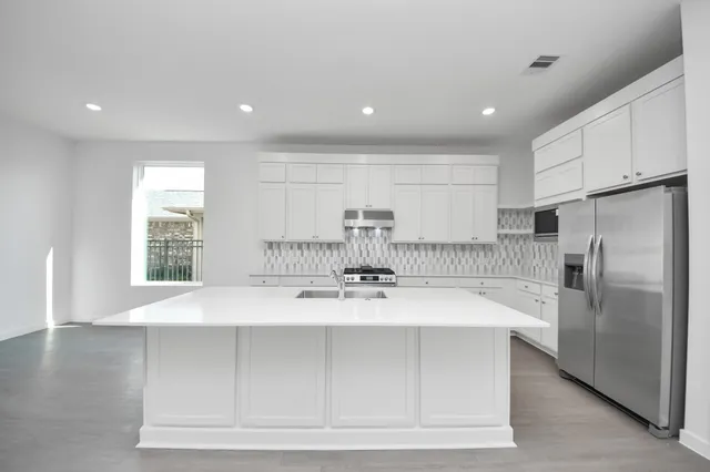 $3,100 | 27111 Blue Pool Drive, Katy, TX 77493