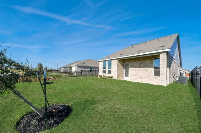 $3,100 | 27111 Blue Pool Drive, Katy, TX 77493