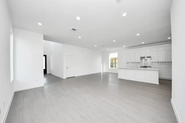 $3,100 | 27111 Blue Pool Drive, Katy, TX 77493