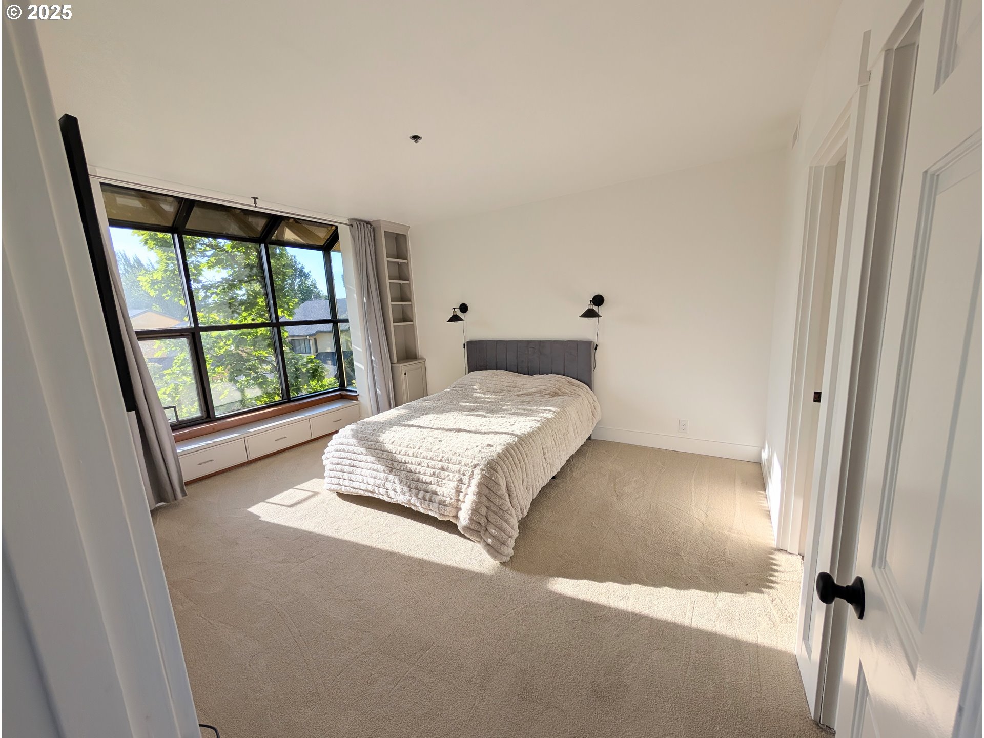 620 Wimbledon Court Eugene, OR 97401 - Photo 13 of 35