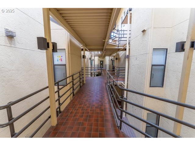620 Wimbledon Court Eugene, OR 97401 - Photo 28 of 35 Entrance/Foyer