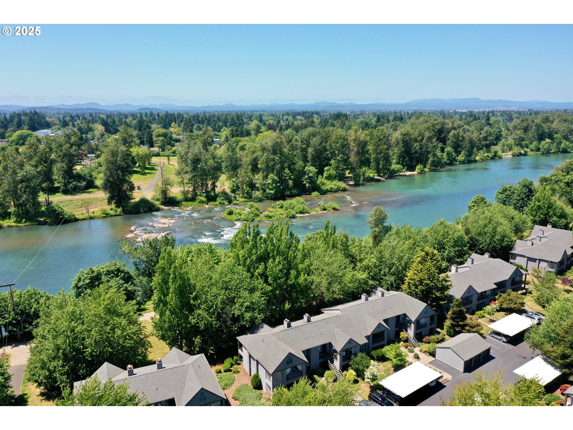 620 Wimbledon Court Eugene, OR 97401 - Photo 33 of 35