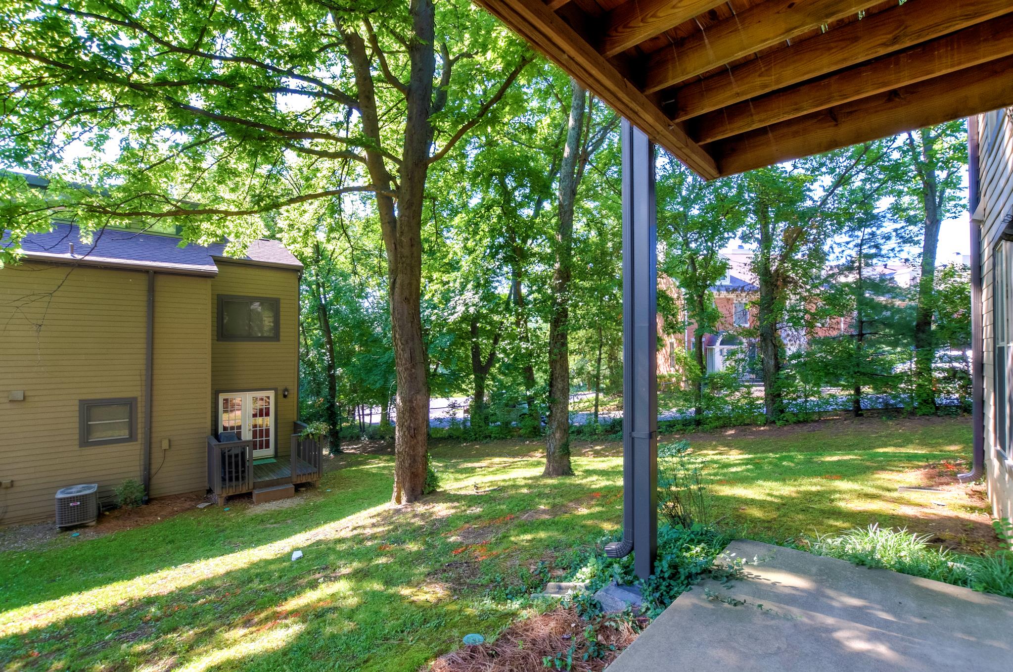 322 Summit Ridge Circle Nashville, TN 37215 - Photo 9 of 10 Gallery Image 9