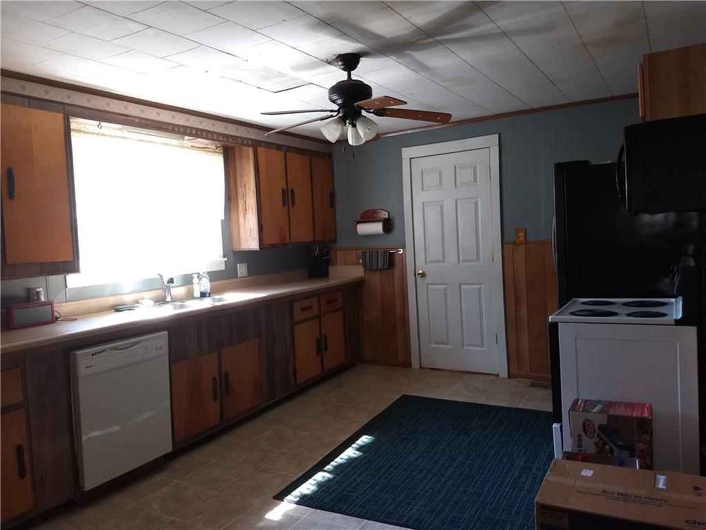 314 Groover Road Greenville, PA 16125 - Photo 4 of 19
