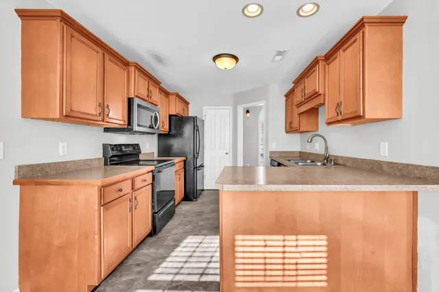 $2,400 | 514 Winding Bluff Way, Clarksville, TN 37040