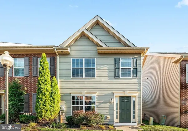 $2,250 | 220 South Street, Pottstown, PA 19464