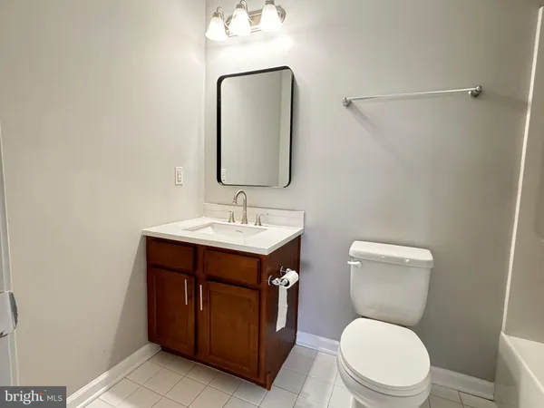 $2,250 | 220 South Street, Pottstown, PA 19464