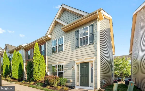 $2,250 | 220 South Street, Pottstown, PA 19464