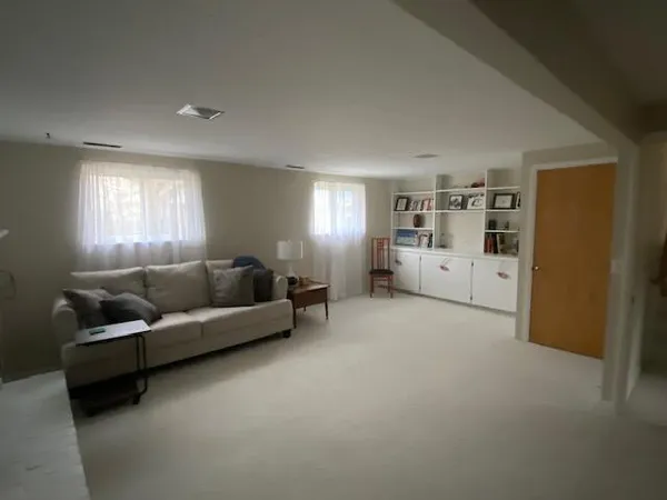 $2,500 | 1280 Kuehnle Court, Ann Arbor, MI 48103