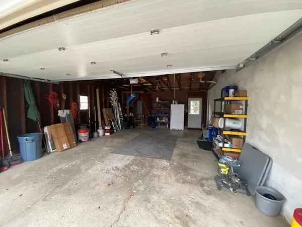 $2,500 | 1280 Kuehnle Court, Ann Arbor, MI 48103