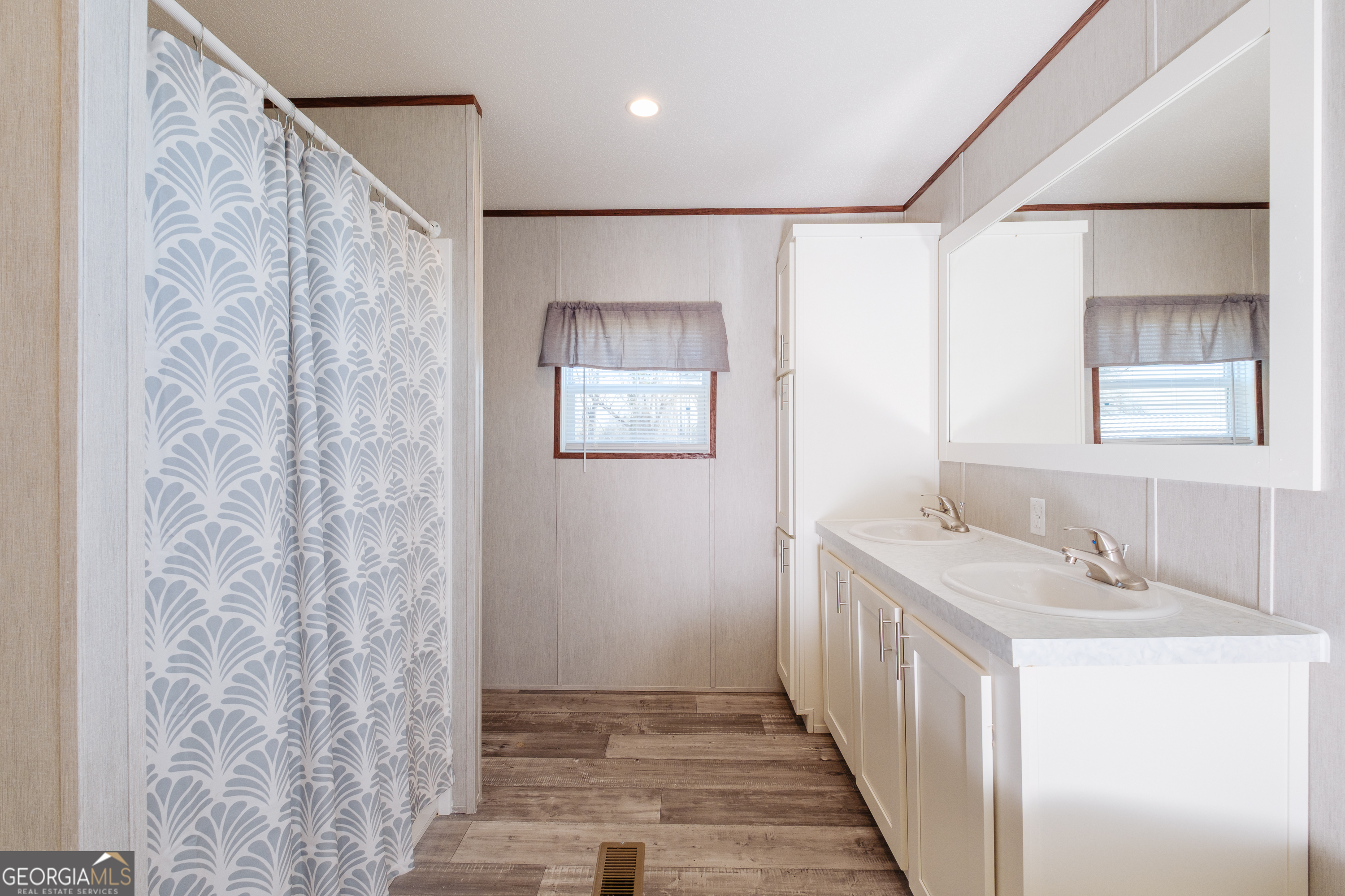 424 L B Hall Road Garfield, GA 30425 - Photo 14 of 32