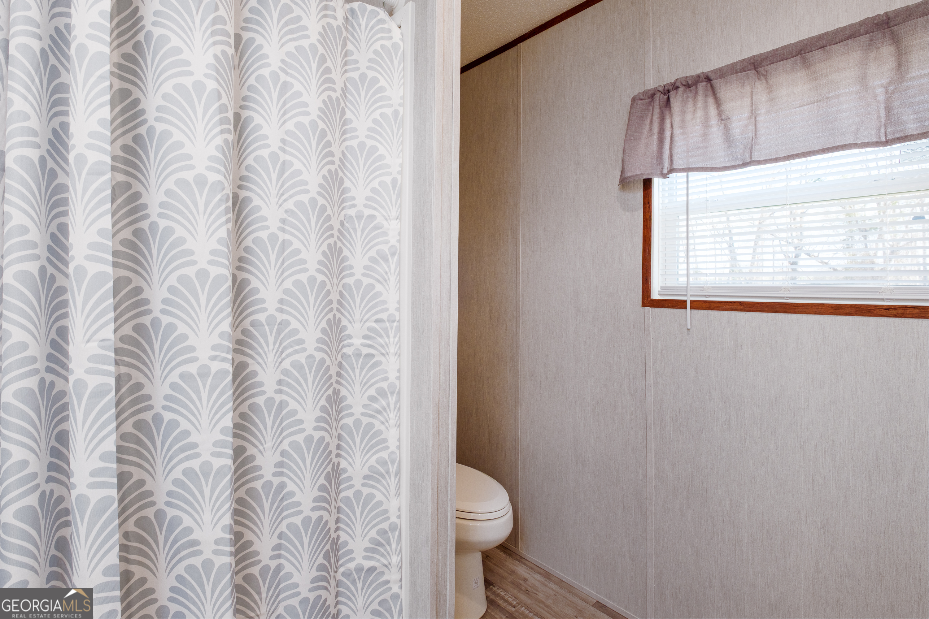 424 L B Hall Road Garfield, GA 30425 - Photo 15 of 32