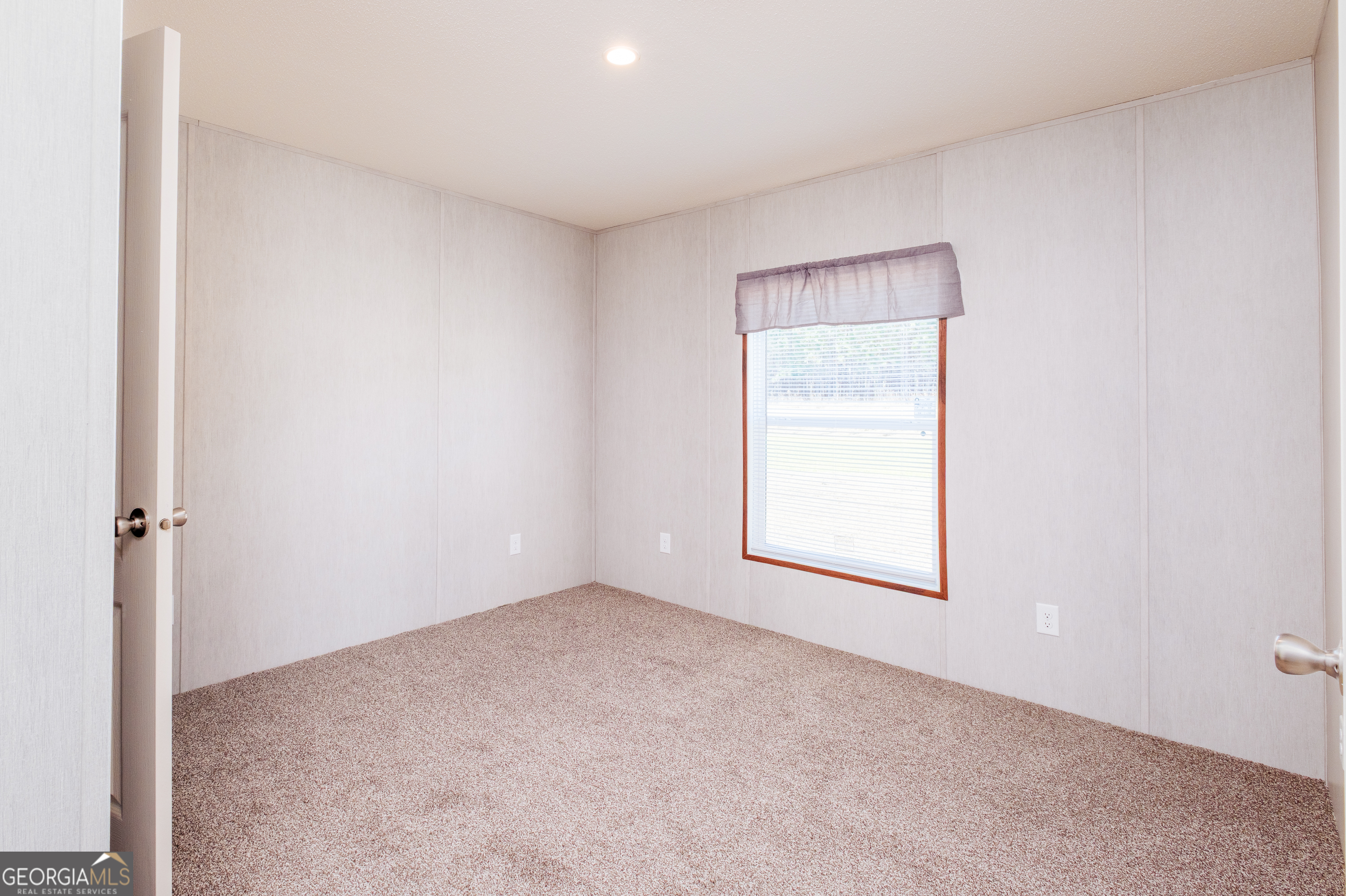 424 L B Hall Road Garfield, GA 30425 - Photo 16 of 32