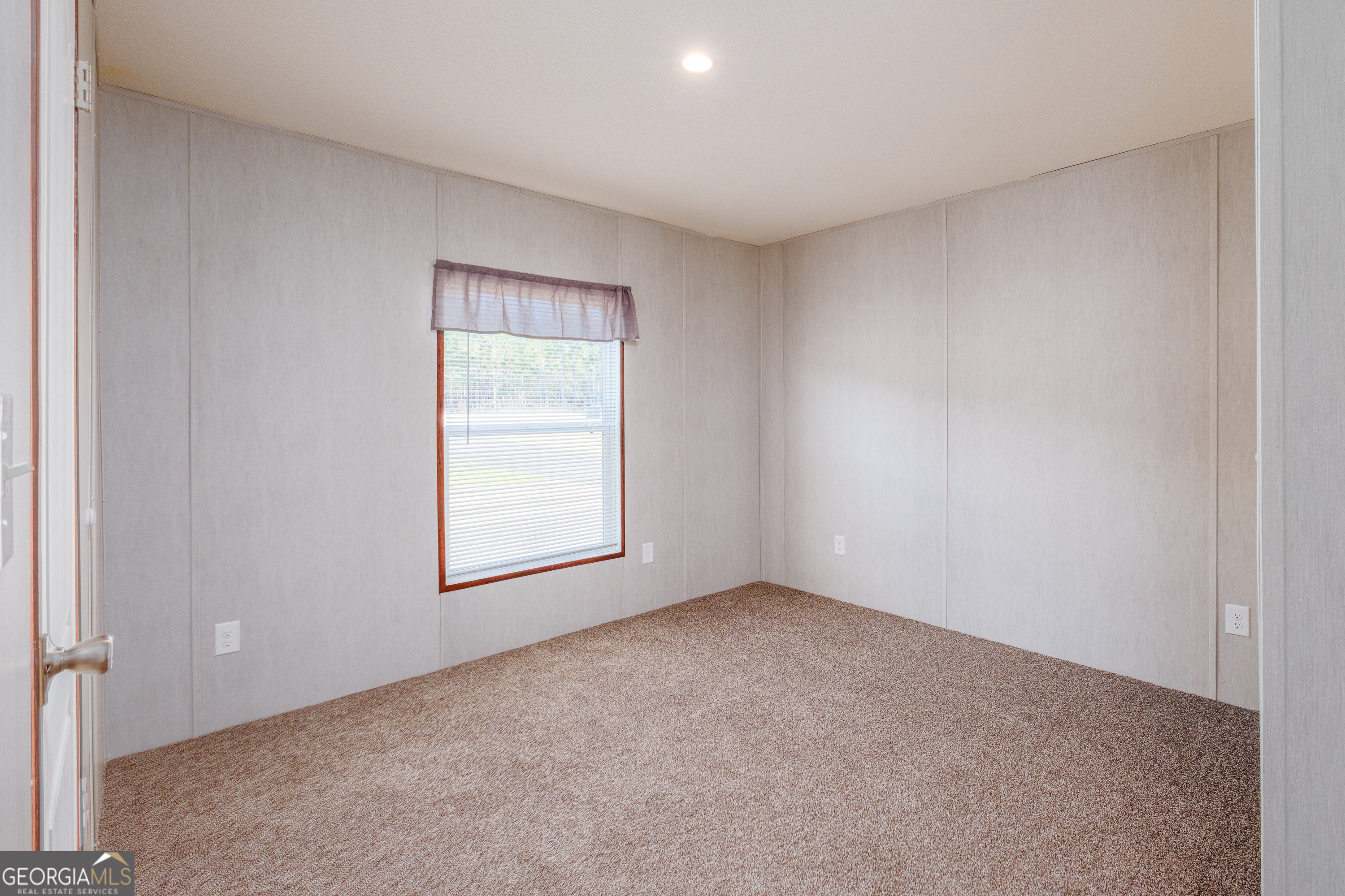 424 L B Hall Road Garfield, GA 30425 - Photo 21 of 32