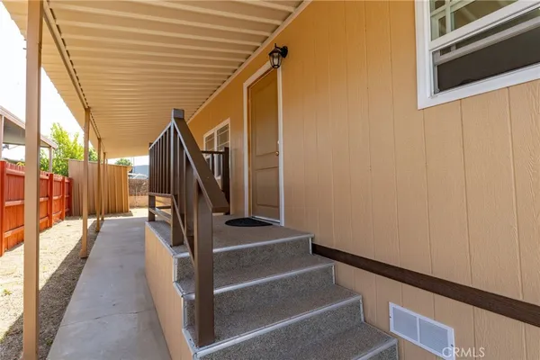a view of entryway