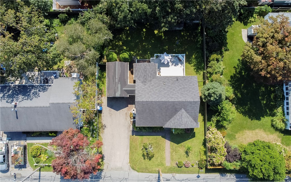 83 Bliss Road Newport, RI 02840 - Photo 46 of 50