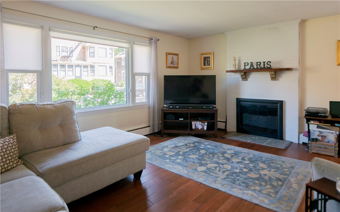 83 Bliss Road Newport, RI 02840 - Photo 6 of 50