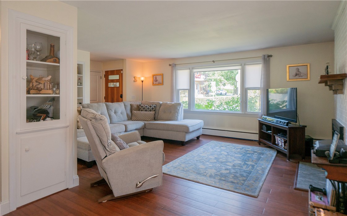 83 Bliss Road Newport, RI 02840 - Photo 10 of 50