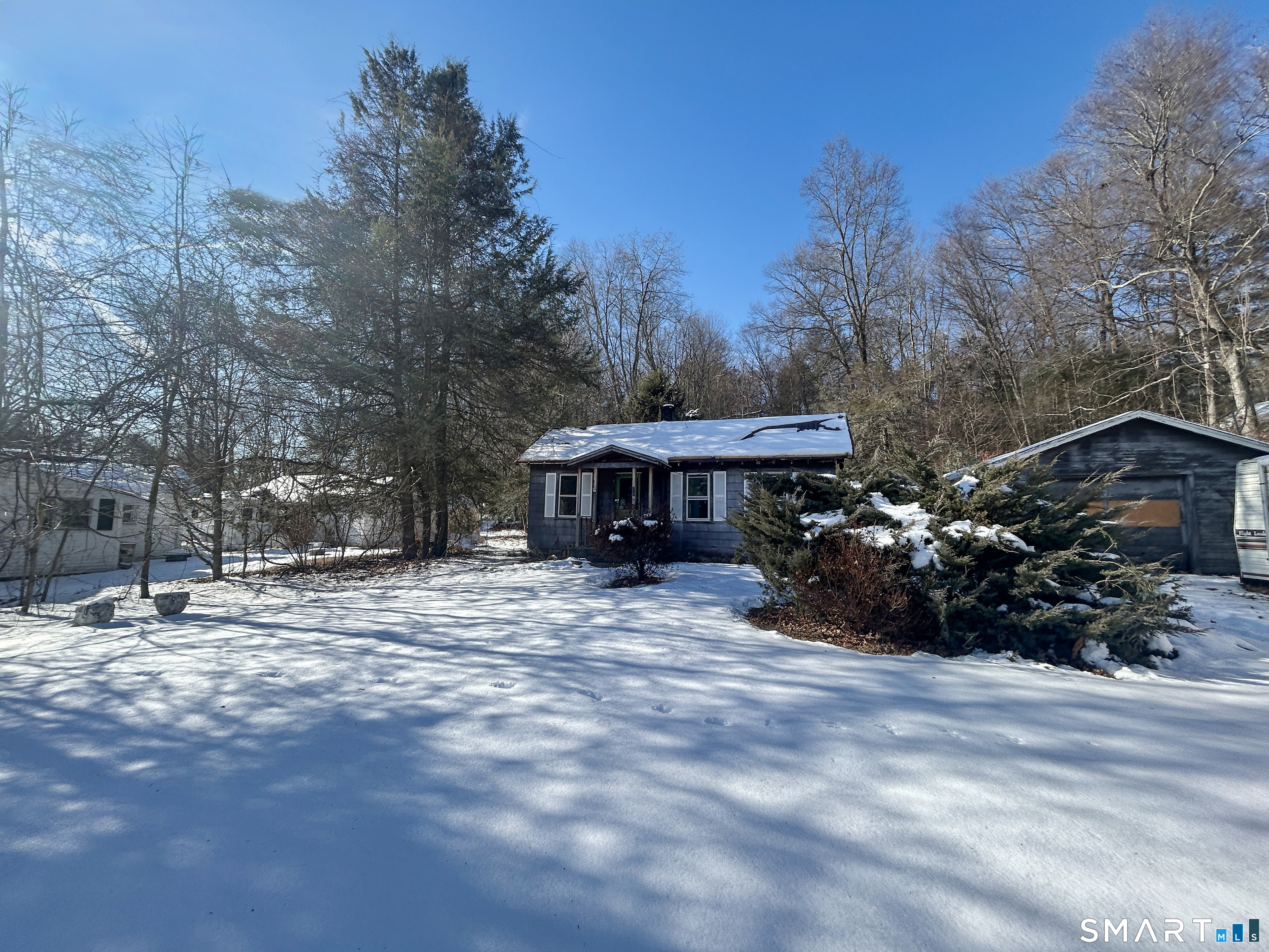 70 East Hill Road Canton, CT 06019 - Photo 2 of 13