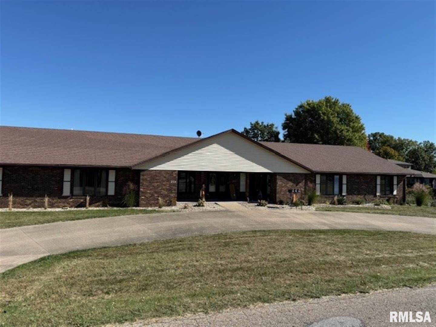 2103 Maple Avenue Macomb, IL 61455 - Photo 15 of 17