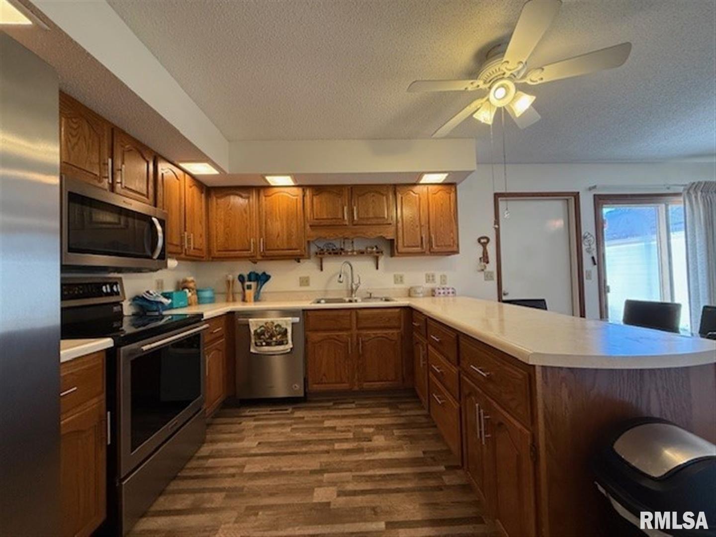 2103 Maple Avenue Macomb, IL 61455 - Photo 6 of 17